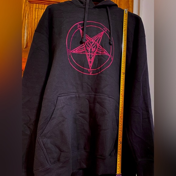 Unisex Black & Deep Red Baphomet Satanic Hoodie💀 Size XL - Picture 8 of 15